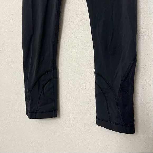 LULULEMON/ black cropped legging - Picture 3 of 7